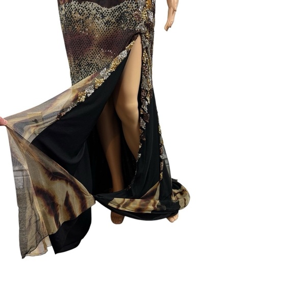 Cassandra Stone by Mac Duggal One Shoulder Gown 6 Animal Print Sequin Beaded - Picture 7 of 12